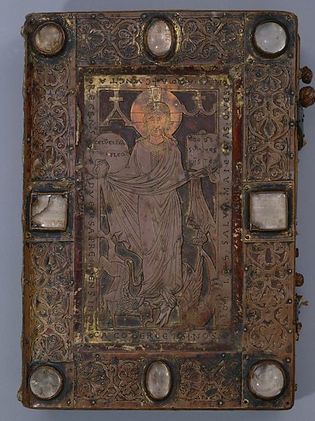 Plik:Romańskie oprawy, Oprawa złotnicza Sakramentarza Ratmanna, Hildesheim, skarbiec katedralny, fot. wg www.metmuseum.org (2).jpg