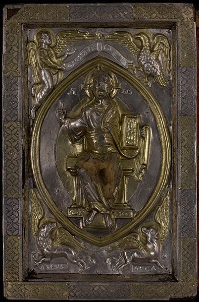 Plik:Jezus Chrystus, Wizerunek Maiestas Domini na oprawie złotnicznej Ewangeliarza Anastazji, ok. 1160.70, BN Warszawa, fot. domena publiczna.jpg