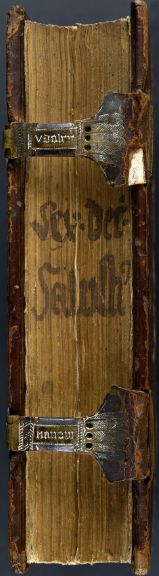 Plik:Superekslibris zapięciowy na oprawie późnogotyckiej, ok. 1500, Książnica Kopernikańska, Toruń, fot. T. Dorawa.jpg