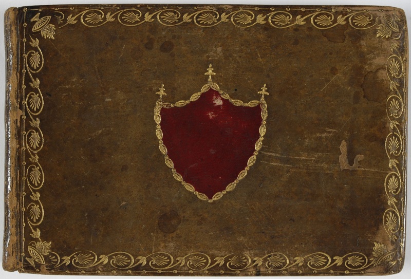 Plik:Tarcza, falowy orn., palmetowy orn., Oprawa imionnika Stan. Jachowicza, Polska, ok. 1817, NB, Warszawa, fot wg polo.jpg