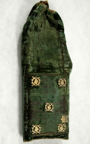 Plik:Aksamitne opr., modlitewn opr., sakw opr., Opr modlitewnika k. Doroty, introl. anon, Królewiec, przed 1547, BUMK, P. Kurek.jpg