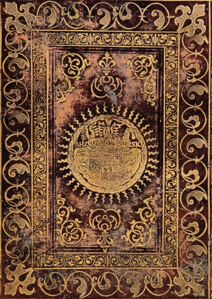 Plik:Szrafowanie, Szrafowane elementy arebeski w środkowej ramie ornamentalnej na oprawie Jakoba Krause, Drezno, 1567, wg von Rabenau 1994.jpg