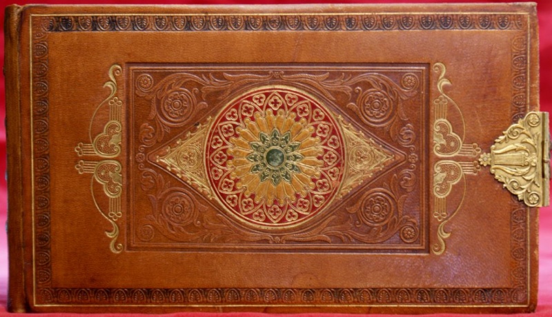 Plik:Romantyczne oprawy, Oprawa romantyczna sztambucha, Paryż, ok. 1840, Biblioteka Polska w Paryżu, fot. A. Wagner.jpg