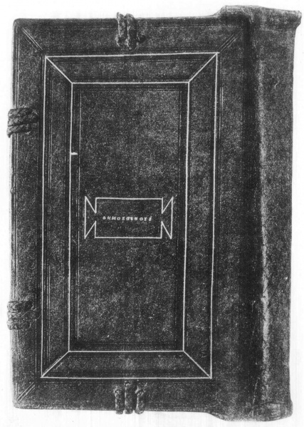 Plik:Tabula ansata, Oprawa alla greca z dekoracją w typie tabula ansata, Włochy, po 1504, fot. wg De Marinis 1960, t. 3.jpg