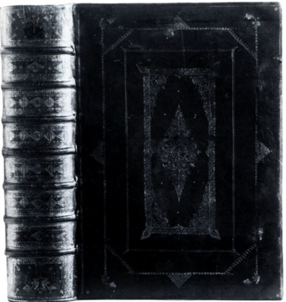 Plik:Rectangular style, Oprawa z dekoracją rectangular style, tzw. Centre-Rectangle Binder, l. 70. XVII w., repr. wg Maggs Bros, cat. 1075.jpg