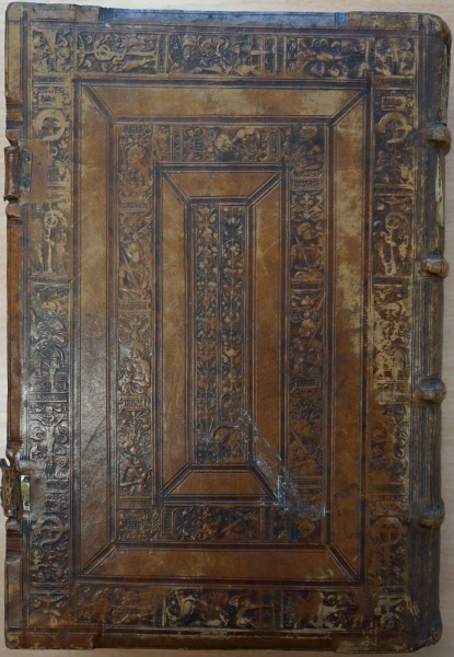 Plik:Radełkowe oprawy, Typowy przykład radełkowej oprawy z epoki renesansu, XVI w., WBP Książnica Kopernikańska, Toruń, fot. A. Wagner.jpg