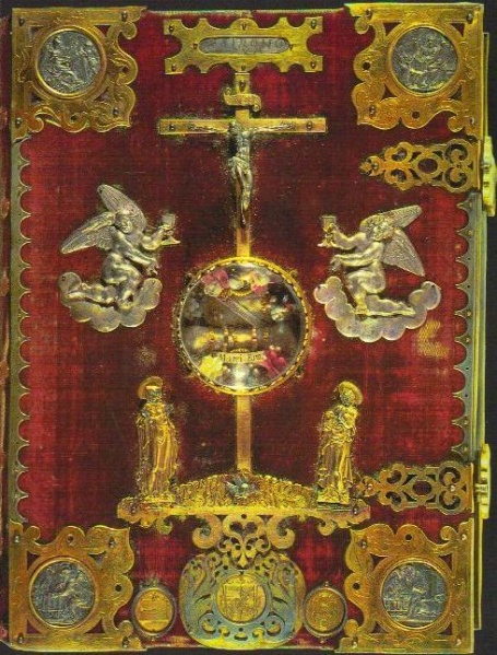 Plik:Relikwie świętych, Oprawa ewangeliarza Henryka Lwa z relikwiami ss Zygmunta i Marka, Praga, 1594, fot domena publiczna.jpg