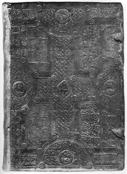 Plik:Krzyż, Kompozycja dekoracji oprawy romańskiej oparta na motywie krzyża, Francja, XII w., fot. wg Schmidt.Künsemüller 1985.jpg