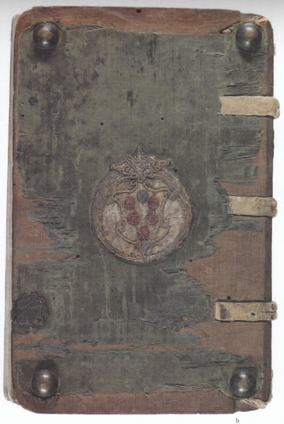 Plik:Tekstylne oprawy, opr. w atłas z herbem Medyceuszy, prawdop. Florencja, 2 dekada XVI w., fot. wg Tomaszewski 2013, t. 2.jpg