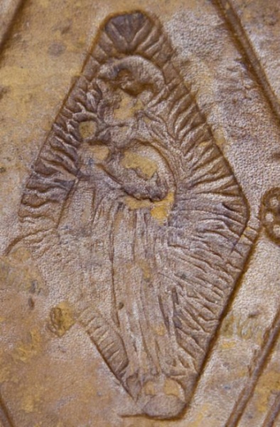 Plik:Maryja, Wyciska tłoka gotyckiego z wizerunkiem Maryi z Dzieciątkiem, Matthias Hadeber, Toruń, między 1479 a 1490, fot. wg Garwoliński 2015.jpg